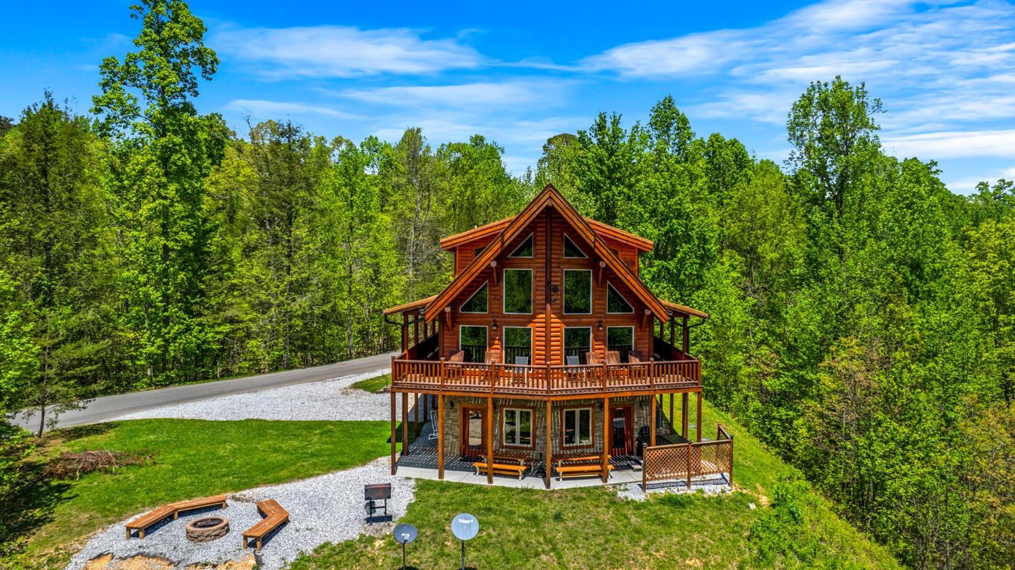 Ridge View Lodge Nature And Mountain View - Hot Tub - Firepit - Yard - Games Gatlinburg Exteriör bild